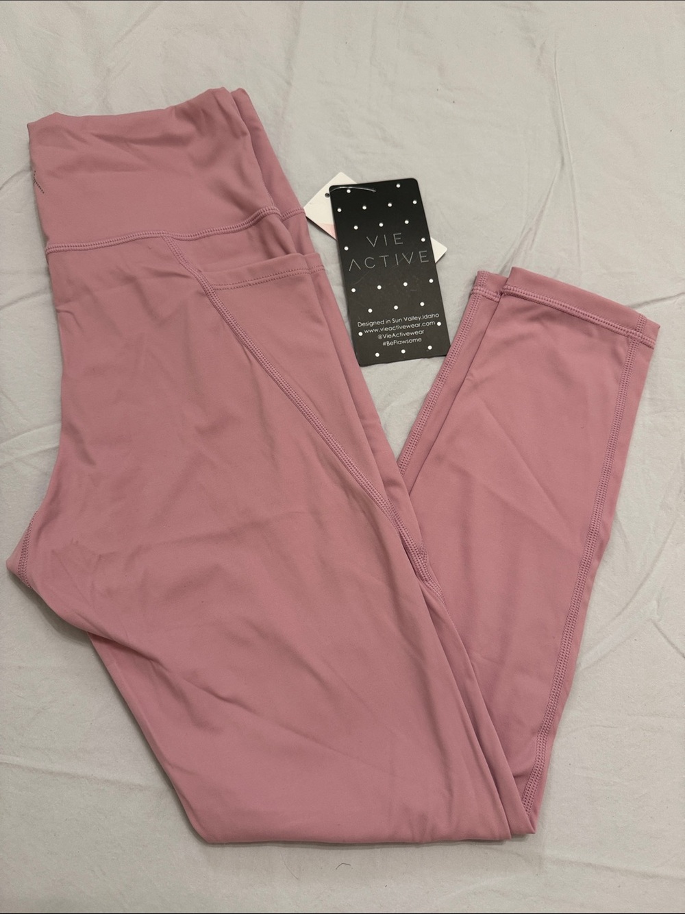 NWT | VIE ACTIVE Ultra-Flow Lili Full Mauve Orchid Leggings | Size M